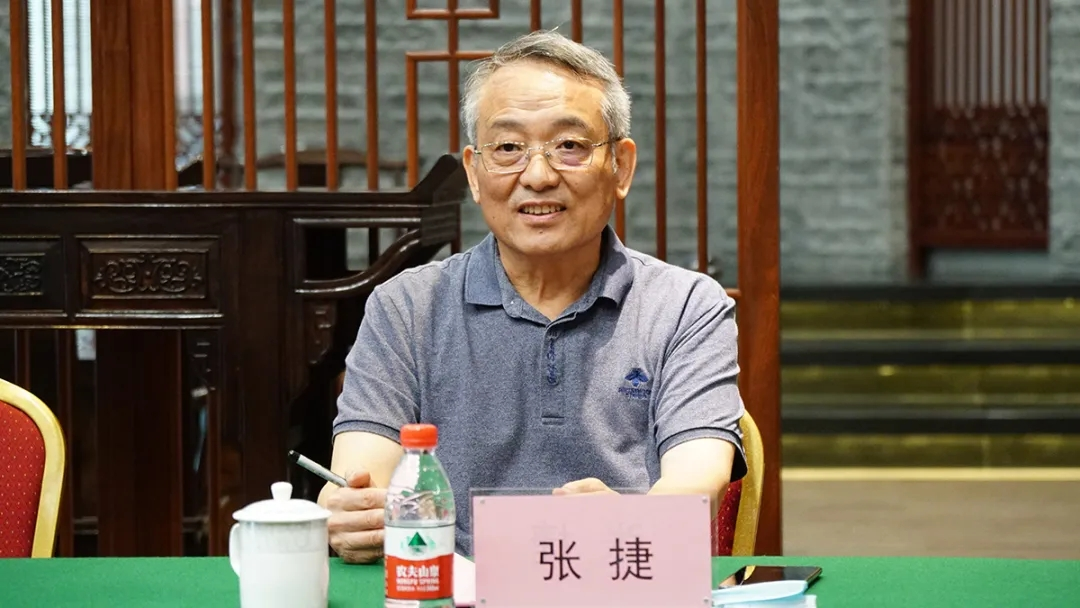 乐动网页版副校长张捷教授致辞